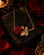 Colar Rosa Vermelha/Preta - Aço Inoxidável Banhado a Ouro